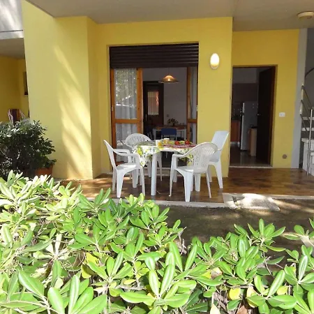 Villaggio White Star 2 *